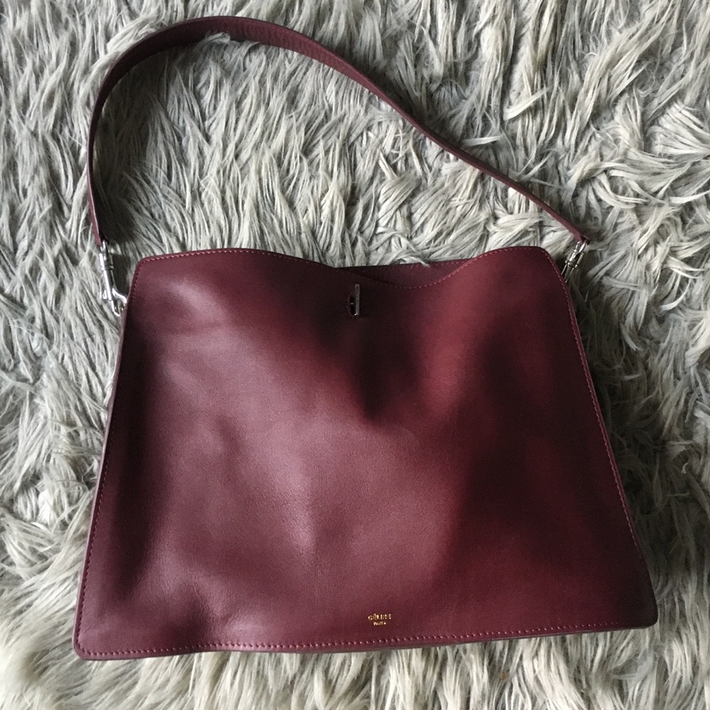 Authentic Celine ‘New Shoulder Bag’ Burgundy